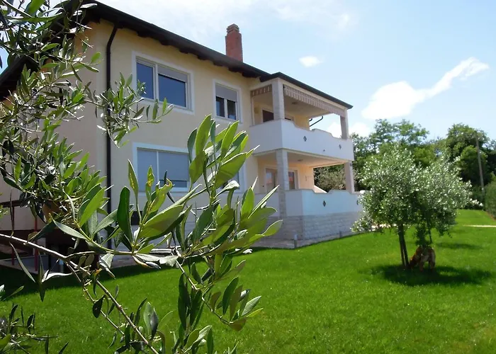 Ivan Villa Umag
