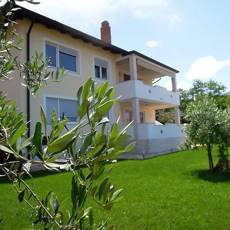 Ivan Villa Umag